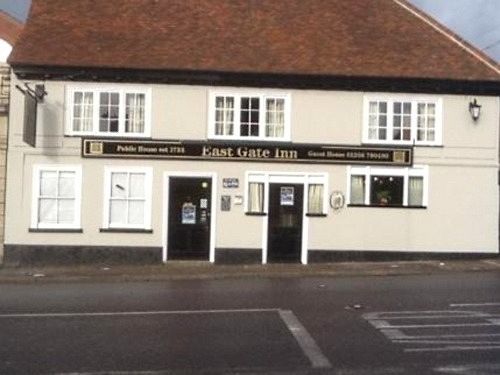 East Gate Inn Колчестър Екстериор снимка